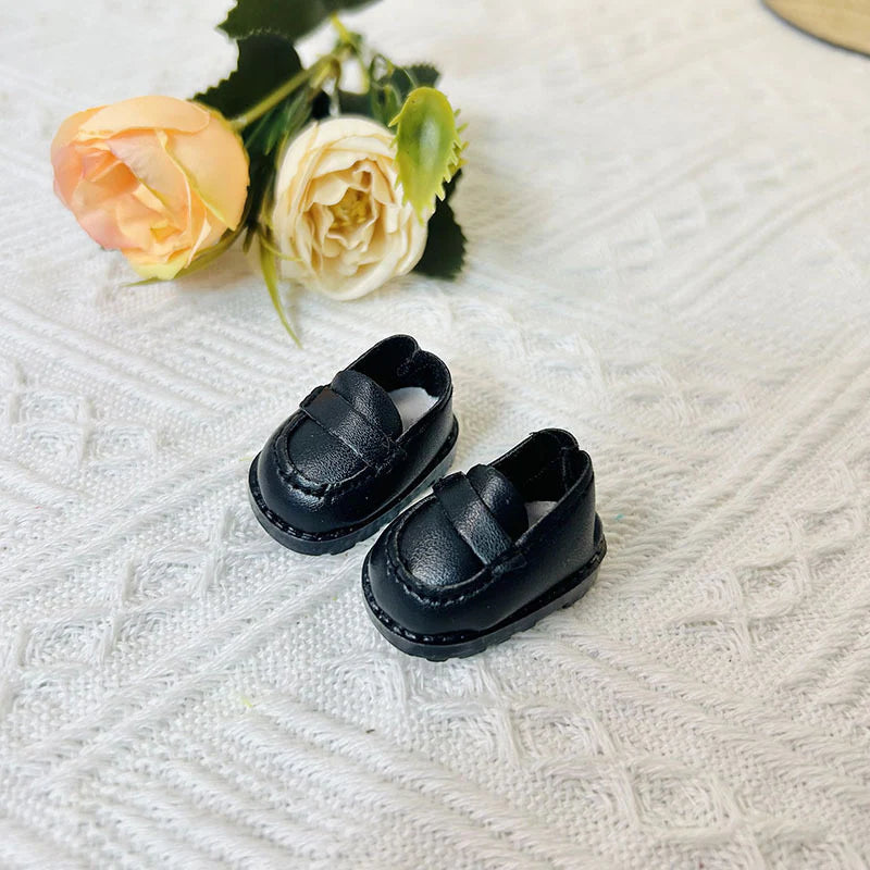 labubu shoes only (no doll)