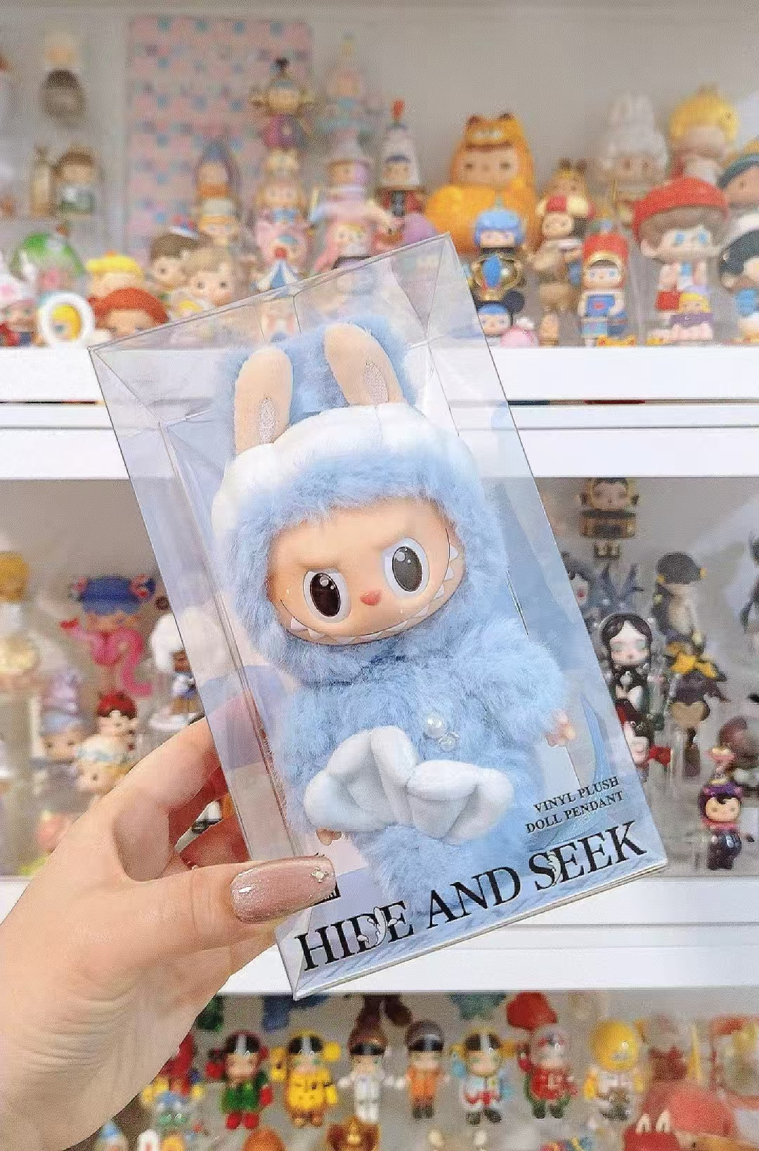 LABUBU Hide and seek（Singapore) rubber-lined plush dol