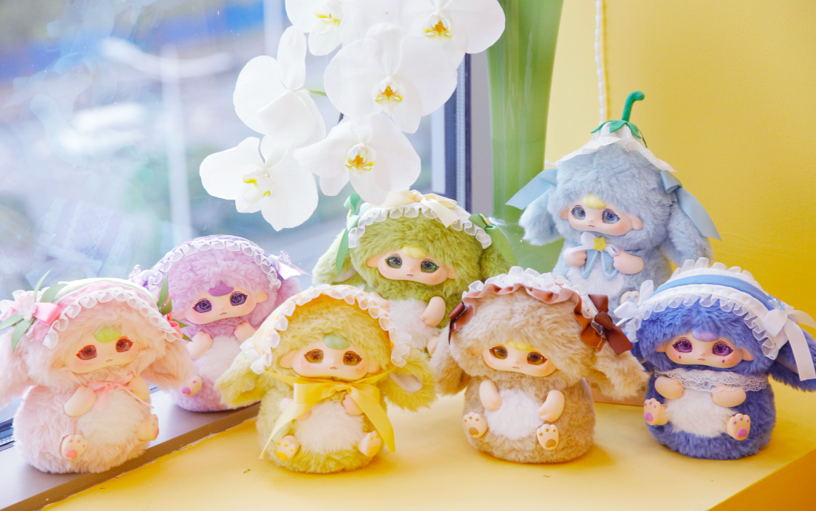 MOMO's  Garden  Serices  Plush Blind Box